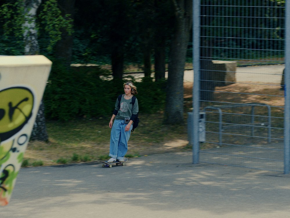 Bettys (2022) / Copyright &copy; Michael Throne