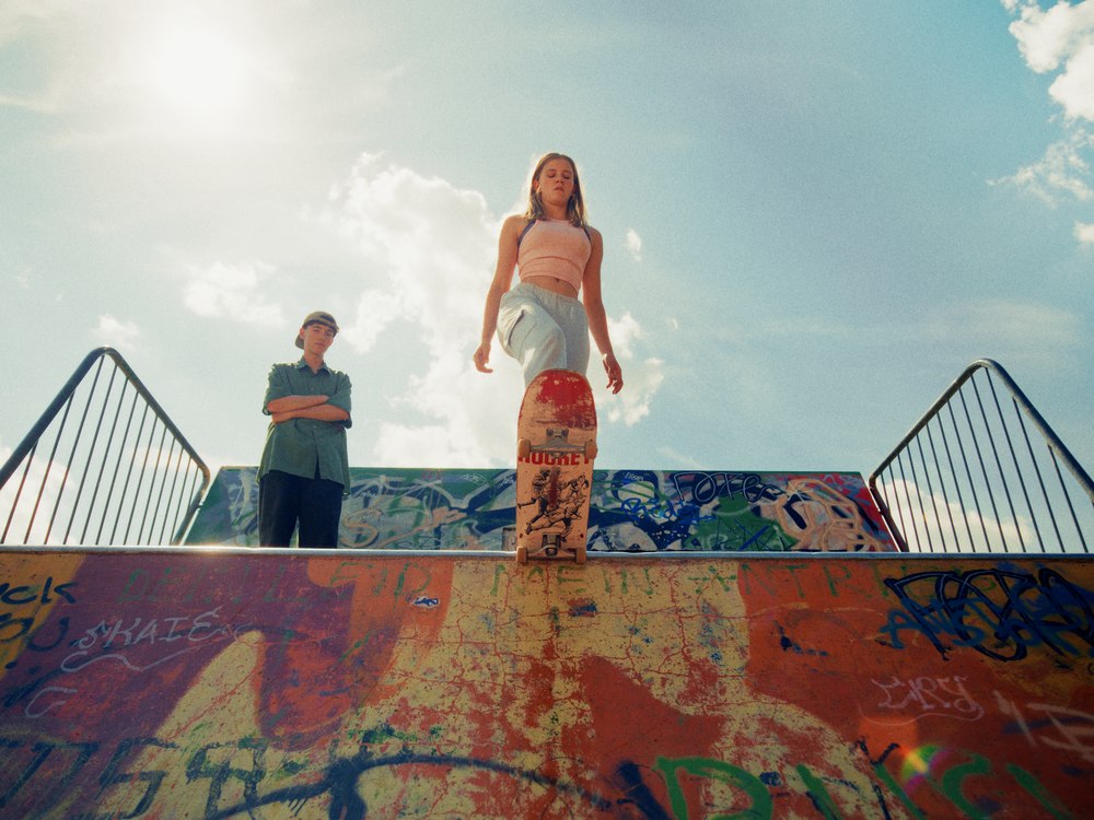 Bettys (2022) / Copyright &copy; Michael Throne